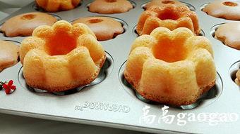 吃小瓜蛋糕的视频大全集,甜蜜滋味，尽在这一刻