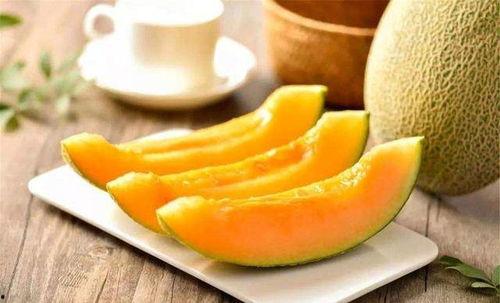 蜜瓜怎么吃不凉气呢视频,轻松掌握夏日美味秘诀