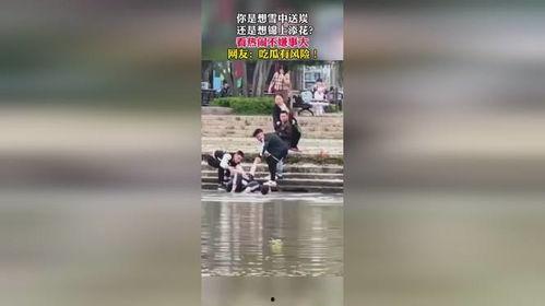 俄罗斯吃瓜群众视频,揭秘日常生活百态