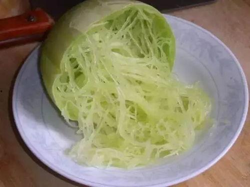 金丝绞瓜蒸着吃的做法视频,家常美味轻松学  第2张