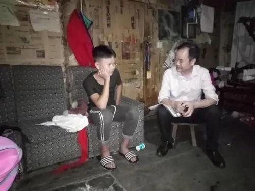 贵溪吃瓜老师事件视频播放,视频曝光引发社会热议