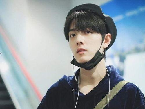 宋佳杨紫肖战吃瓜的视频,娱乐圈幕后故事大揭秘